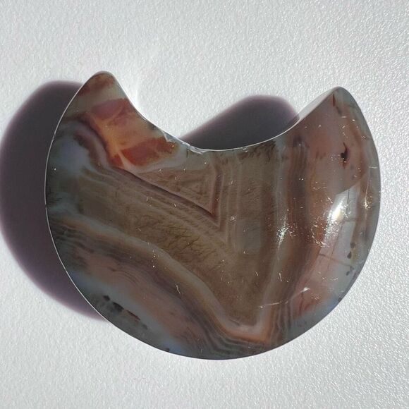Brown Banded Agate Crystal‎ Moon Carving - Picture 5 of 13